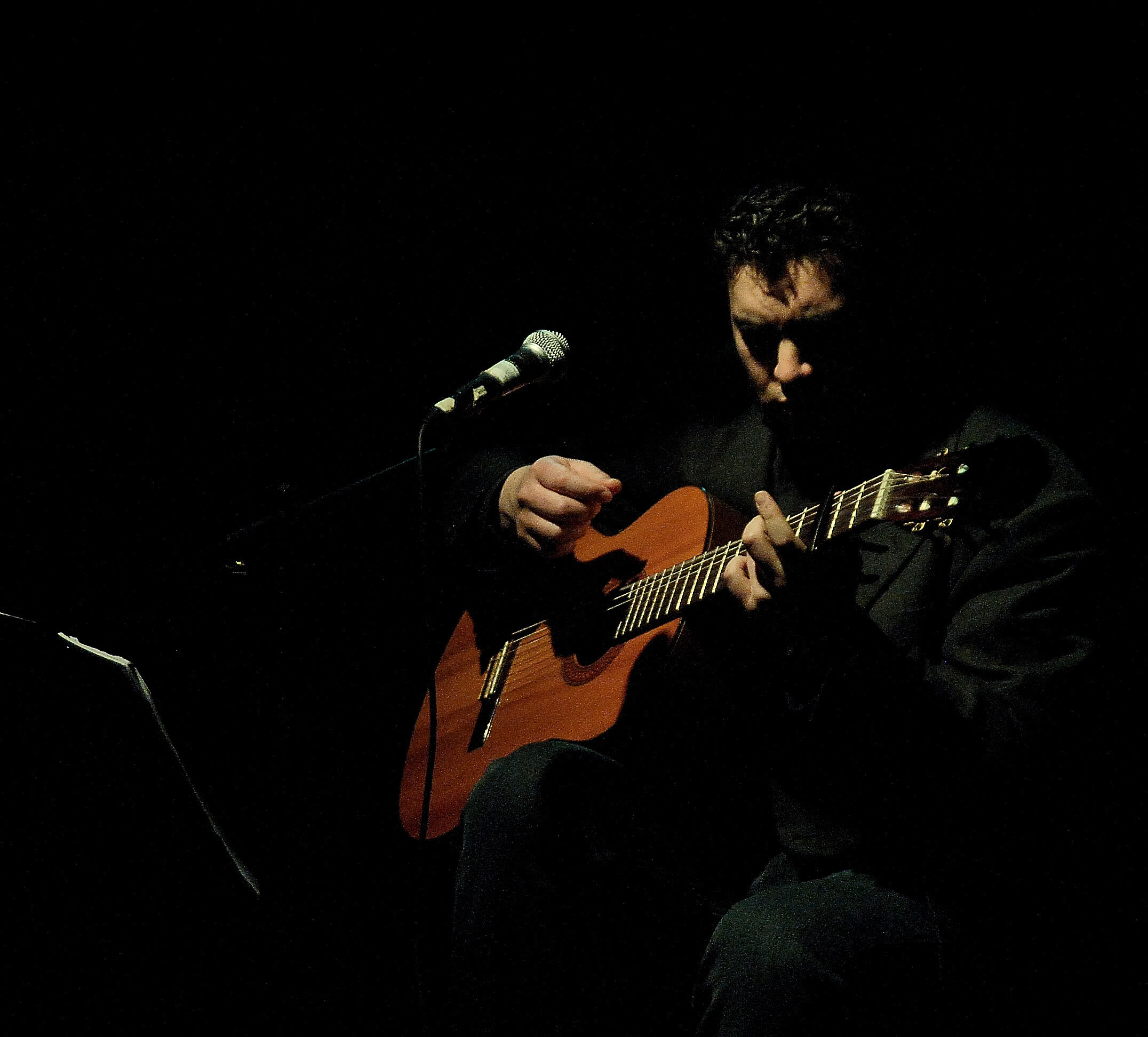 NACIONAL// «La Noche Que Nunca Llega»: lo nuevo de Patricio Anabalon y el músico griego Giorgis Christodoulou.