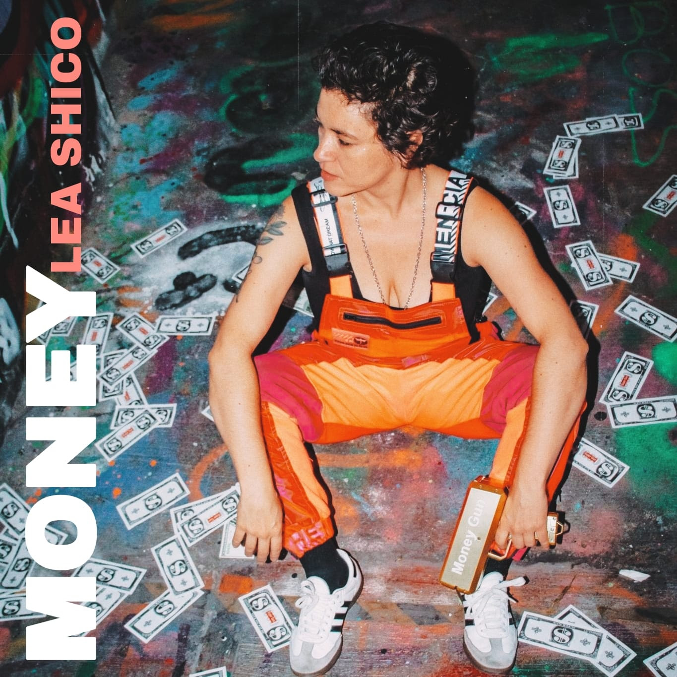 // Lea Shico lanza «Money»: Un himno synth-pop contagioso y desafiante//