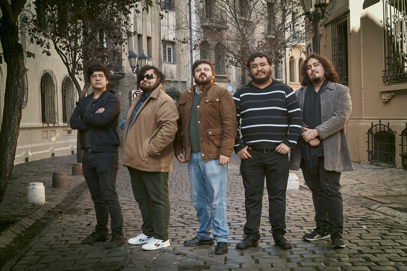 “La Mujer de los Árboles”: Hermanos y Peatones vuelve a sus raíces con una historia íntima y poética