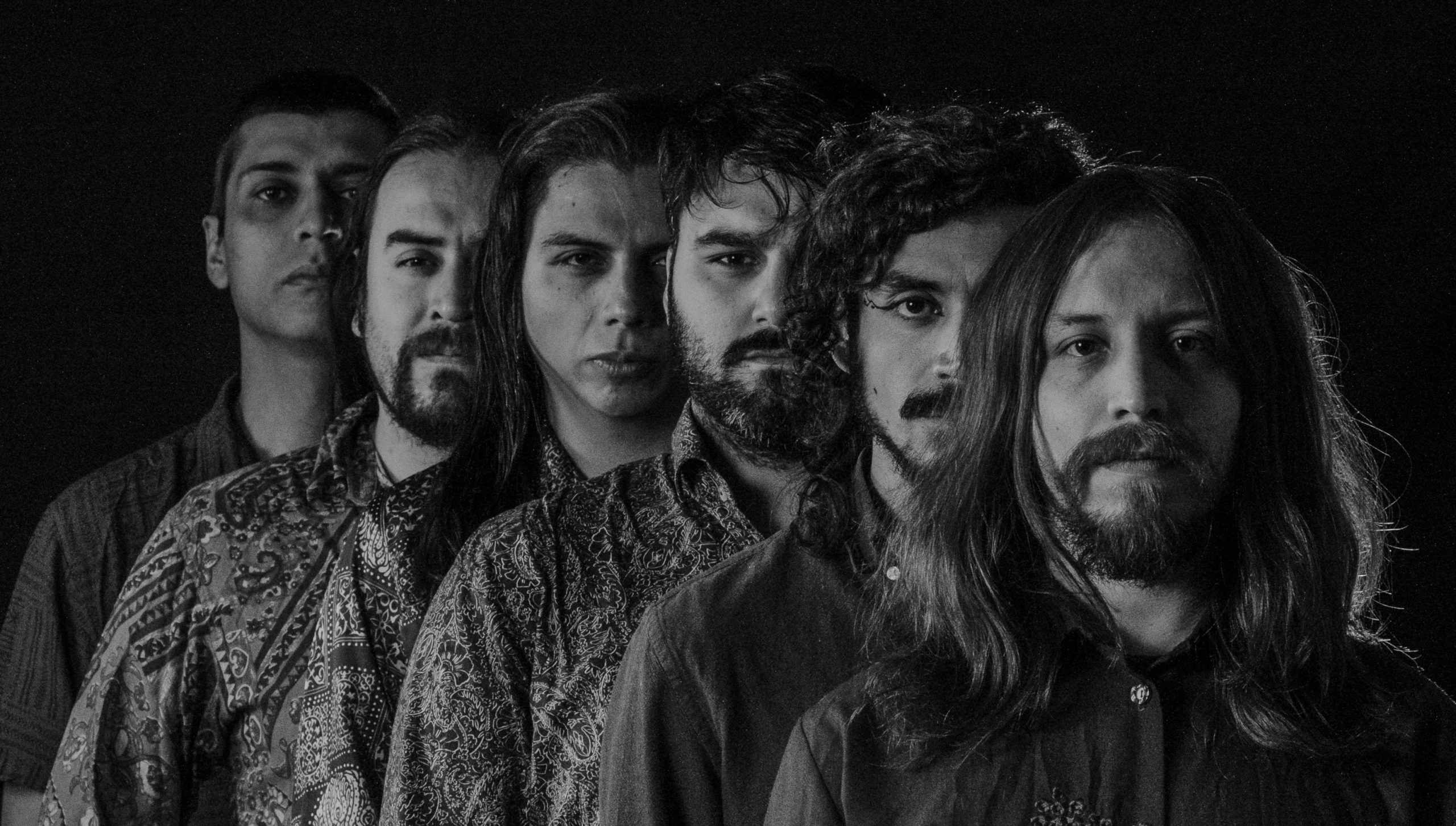 Tacán: Rock progresivo con raíces míticas y el brujo que guía el viaje musical de la banda chilena