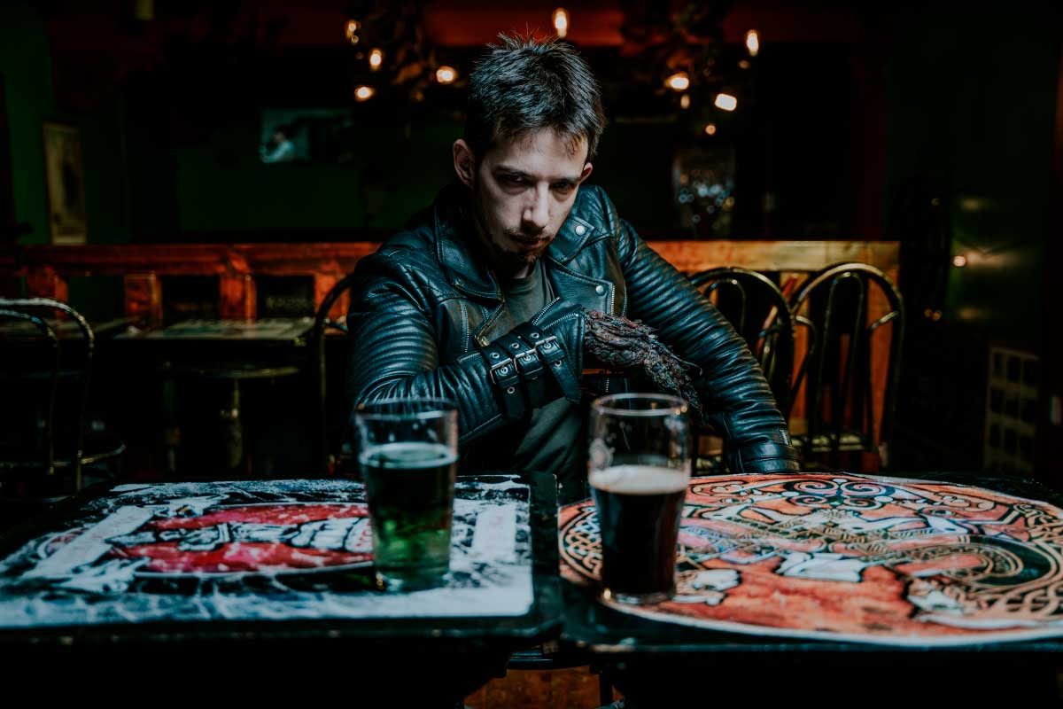 Felipe Saint-Jean presenta su nuevo EP“Trick or Treat, chapter three: Can the Monsters Come Out to Scare?”