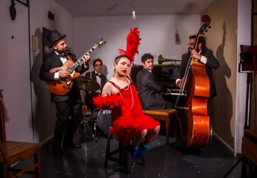 Rosa Moribunda refuerza su eclecticismo musical con su nuevo disco Los Nuevos Años 20