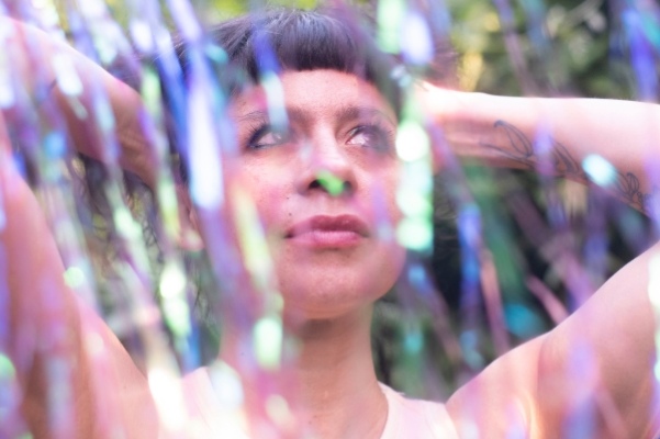 Marcela Parra presentará en vivo su nuevo disco Neceser en La Casa Rota de Barrio Yungay