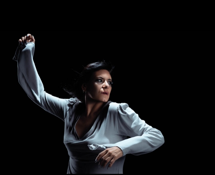 VON DIPPEL REGRESA CON “LA NOCHE OSCURA”, UN RITUAL ENTRE SOMBRA Y RENACIMIENTO