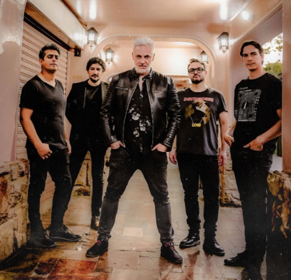 Amongelatina se reúne en un único concierto, para celebrar el 23° aniversario de su  icónico álbum » Saunacabaret»
