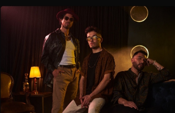 Perla Púrpura presenta «Disfruta tú», una canción que resume el origen de la banda y anticipa una nueva etapa.